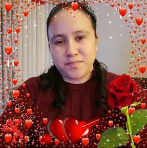 Meet your Posher, Yanett